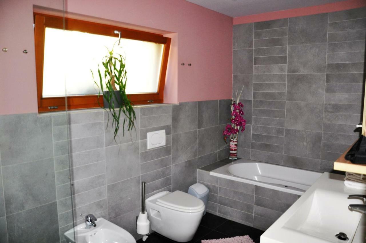 Apartma Rosa Spodnji Otok Εξωτερικό φωτογραφία
